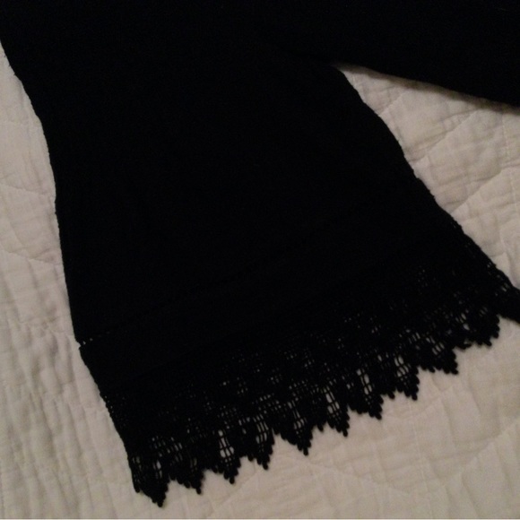 Anthropologie Eri + Ali BellSleeve Blouse Black - Picture 4 of 5